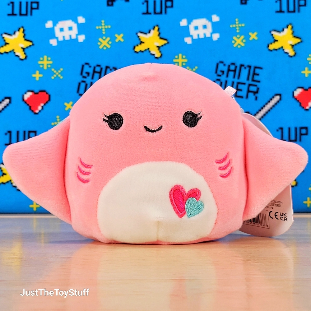 Squishmallow Saxa the Stingray 4" UltraSoft Sealife Valentine's Day Plush NWT